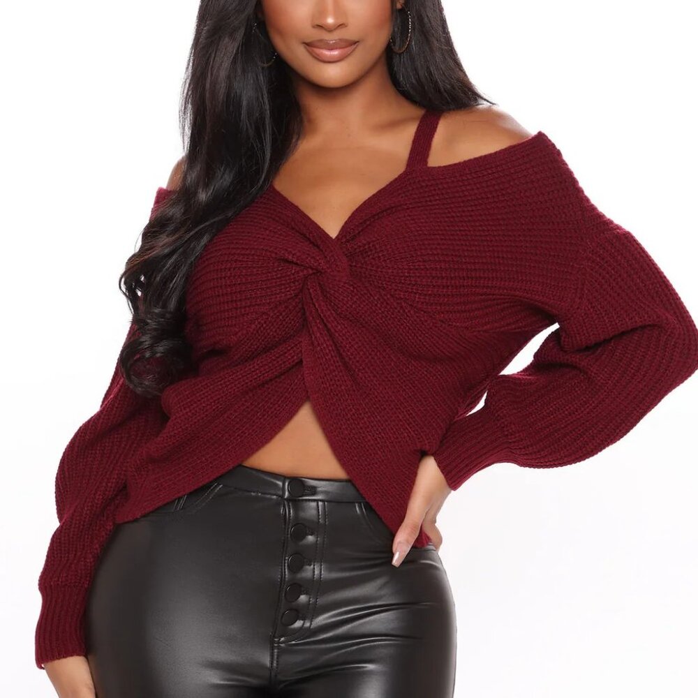 💚 NWT Fashion Nova Fall Fave Twist Sweater in Burgundy (Small)